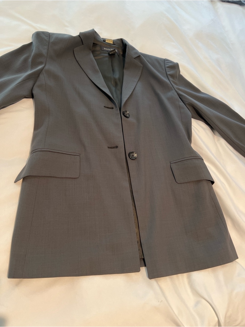 Banana Republic Women's Charcoal Gray suit